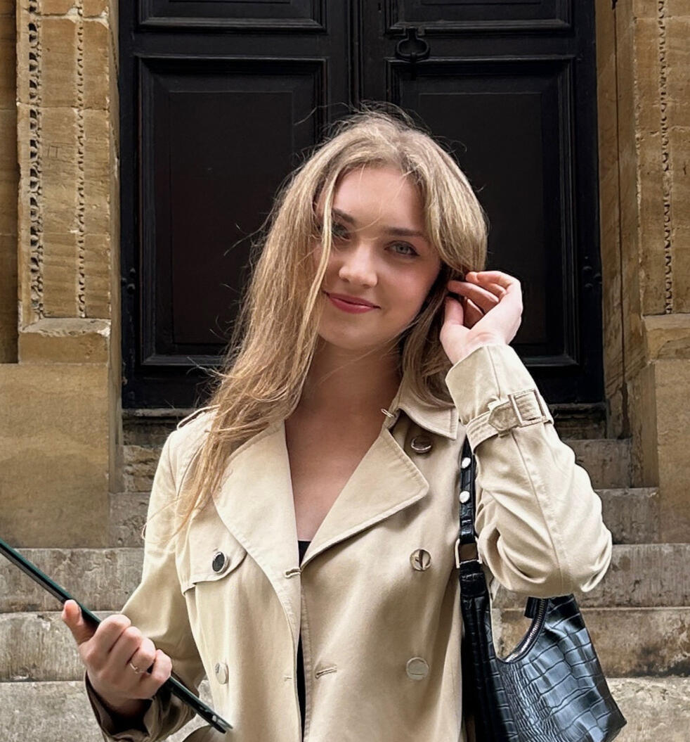 Iseult de Mallet Burgess - writer